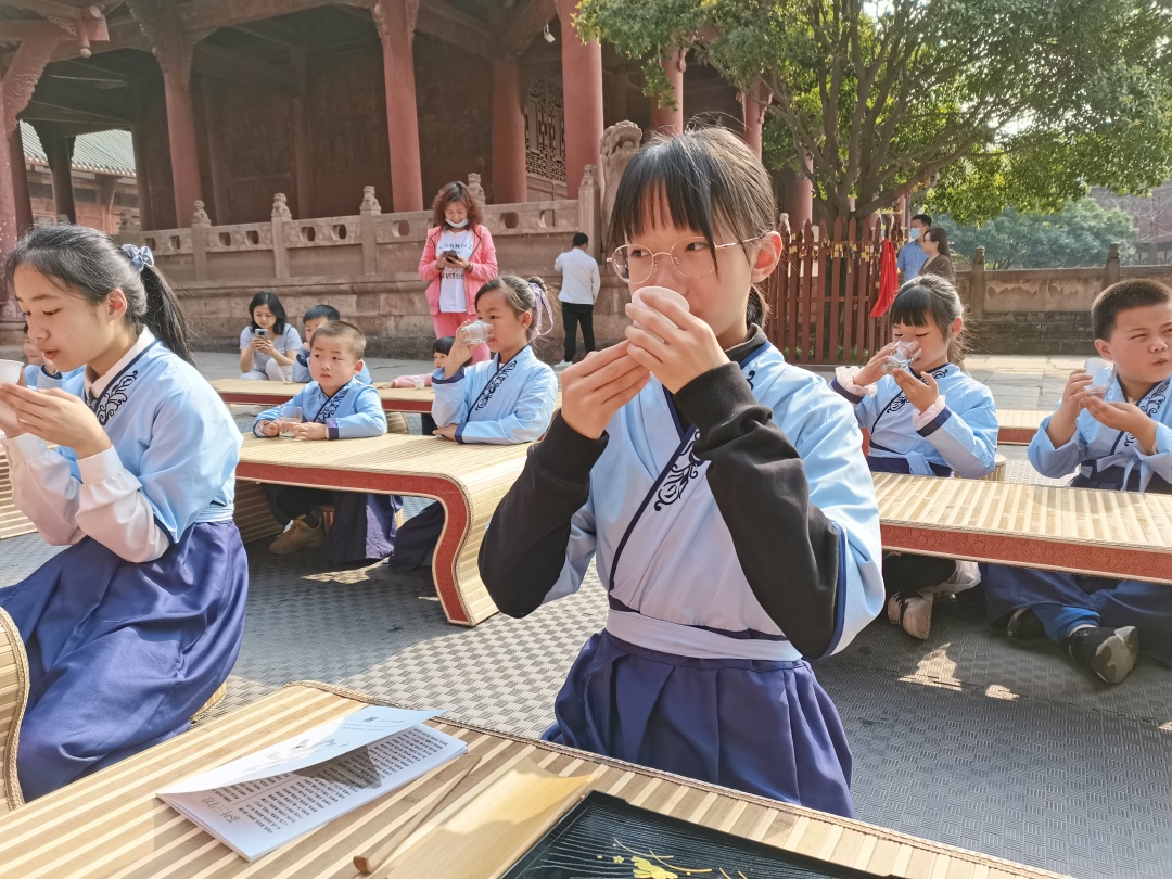 德阳文庙举行少儿茶艺体验研学活动(图3)