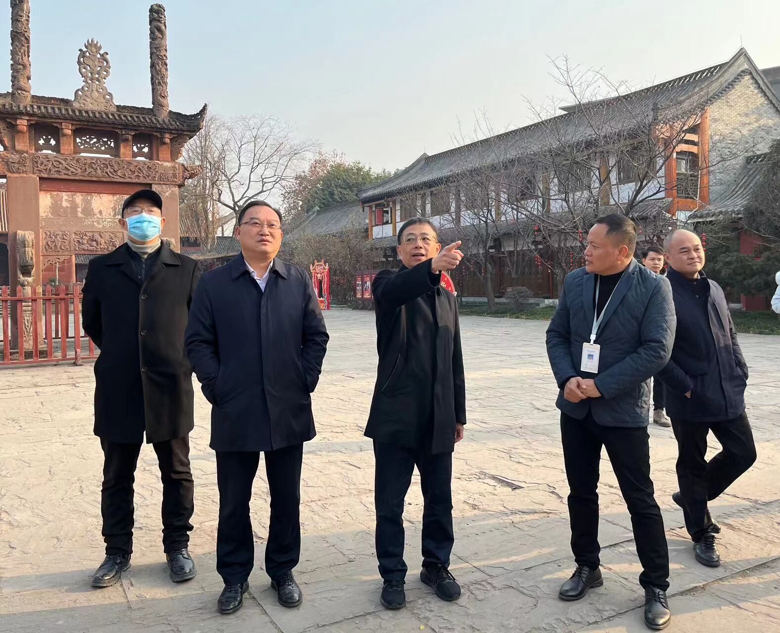 德阳市人民政府副市长徐春龙到市博物馆检查调研(图2) 德阳市人民政府副市长徐春龙到市博物馆检查调研(图2)