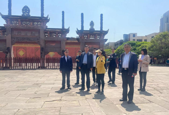 尼山世界儒学中心联合研究生院一行到德阳市博物馆调研(图2)