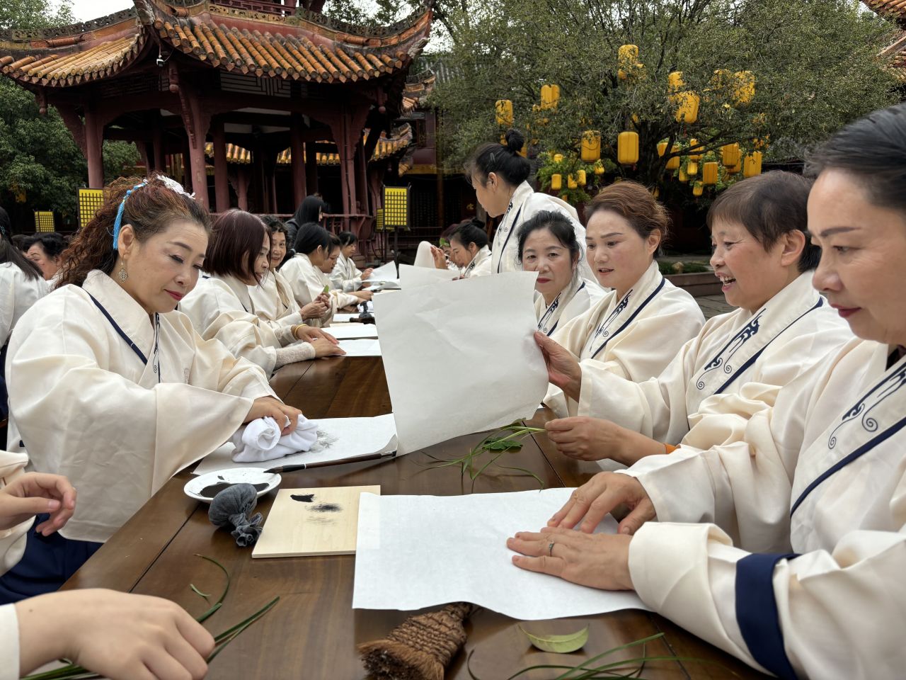 德阳市博物馆举行2023德阳文庙重阳赏秋传统民俗活动(图6) 德阳市博物馆举行2023德阳文庙重阳赏秋传统民俗活动(图6)