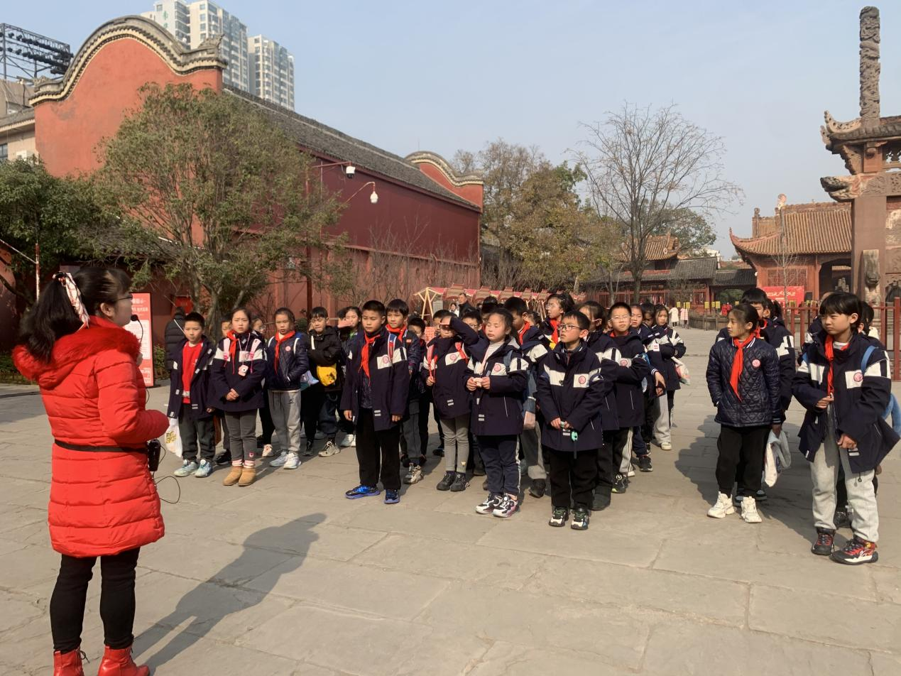 德阳市博物馆开展研学旅行活动 (图1)