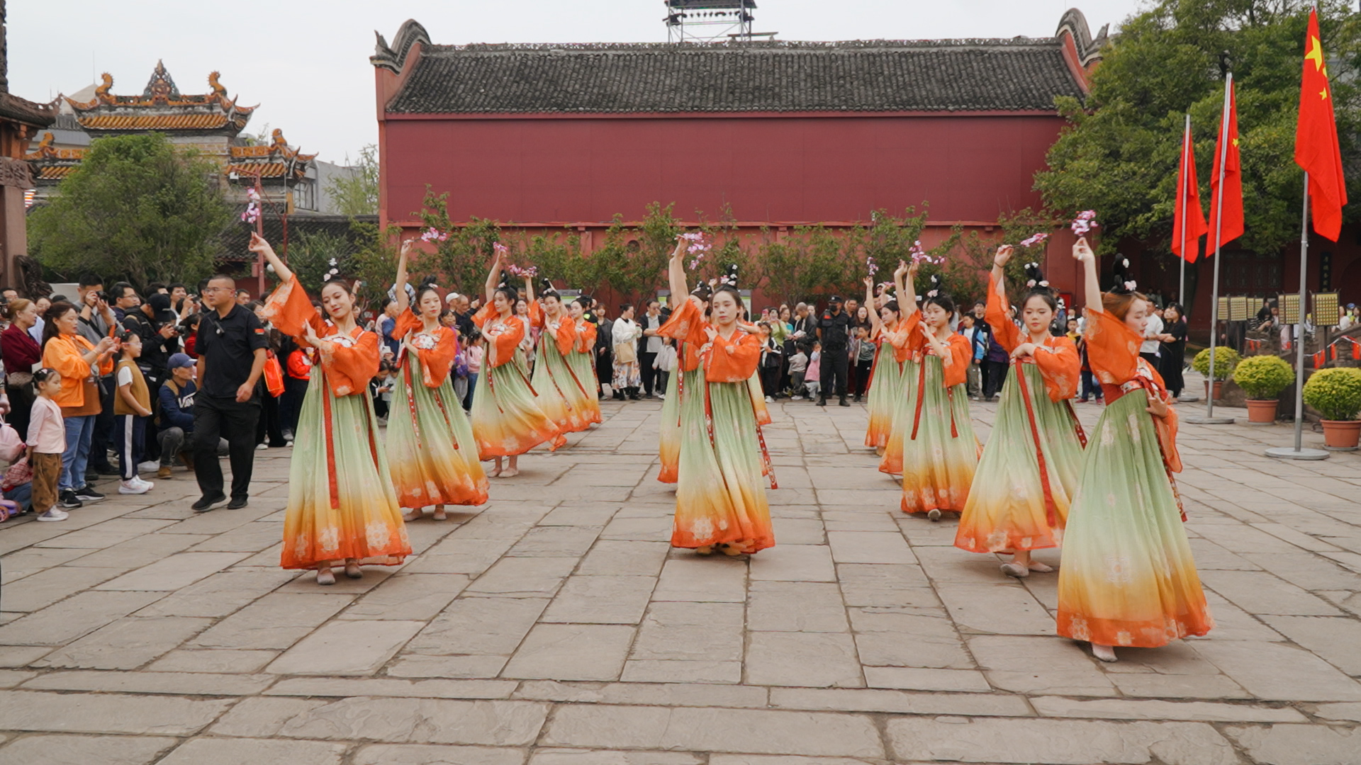 “奇思庙想·璀璨德阳“第二届德阳文庙文化周活动圆满收官(图11) “奇思庙想·璀璨德阳“第二届德阳文庙文化周活动圆满收官(图11)