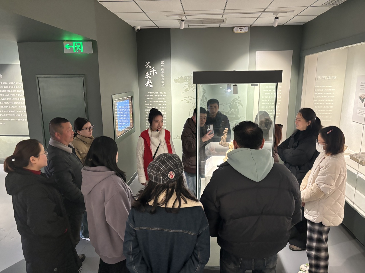 德阳市博物馆开展“学雷锋•志愿讲解伴你行”志愿服务活动(图6)