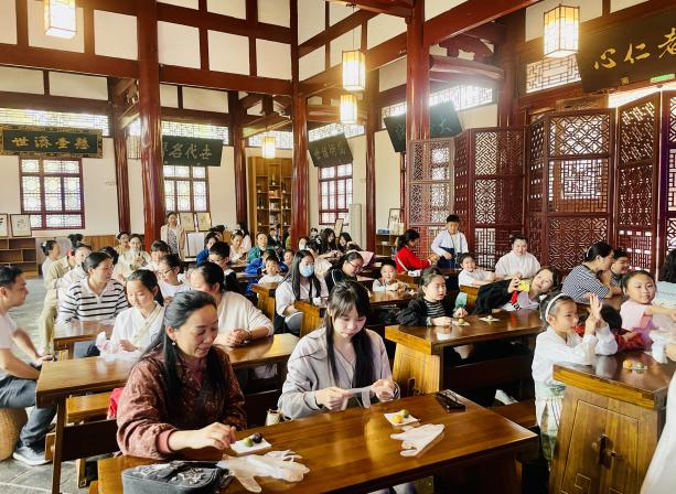 清明时节  文庙之约 —— 祭孔仰先师  虔承儒风韵(图9)