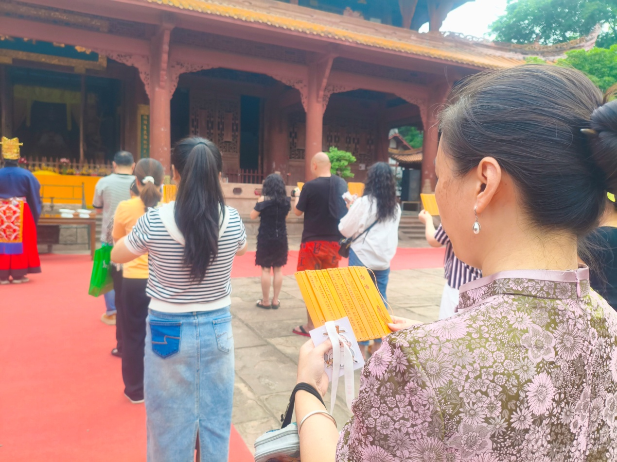 德阳文庙成功举办“魁星点斗·文庙祈福”传统考前祈福盛典(图8) 德阳文庙成功举办“魁星点斗·文庙祈福”传统考前祈福盛典(图8)