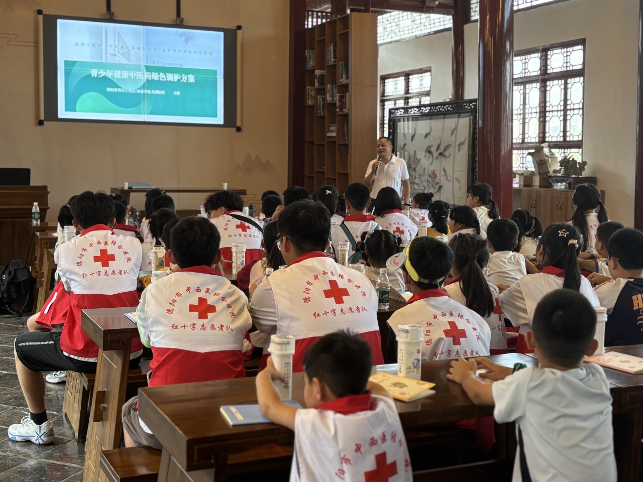 德阳文庙国医书院携手成都中医药大学附属医院德阳医院共办“医路童行”亲子活动 (图16)