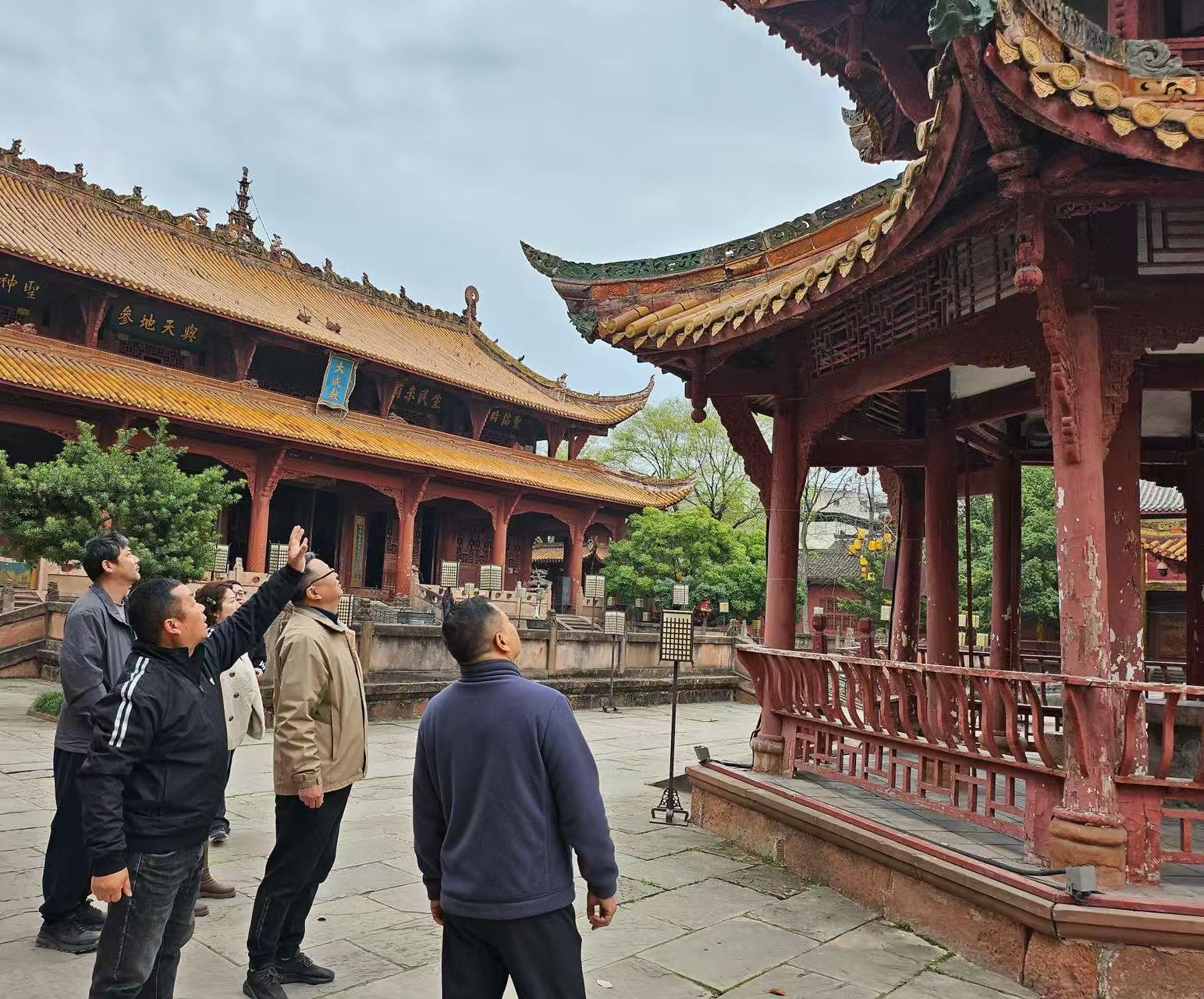 以事为鉴,防微杜渐!德阳文庙开展古建筑安全排查整治(图3) 以事为鉴,防微杜渐!德阳文庙开展古建筑安全排查整治(图3)