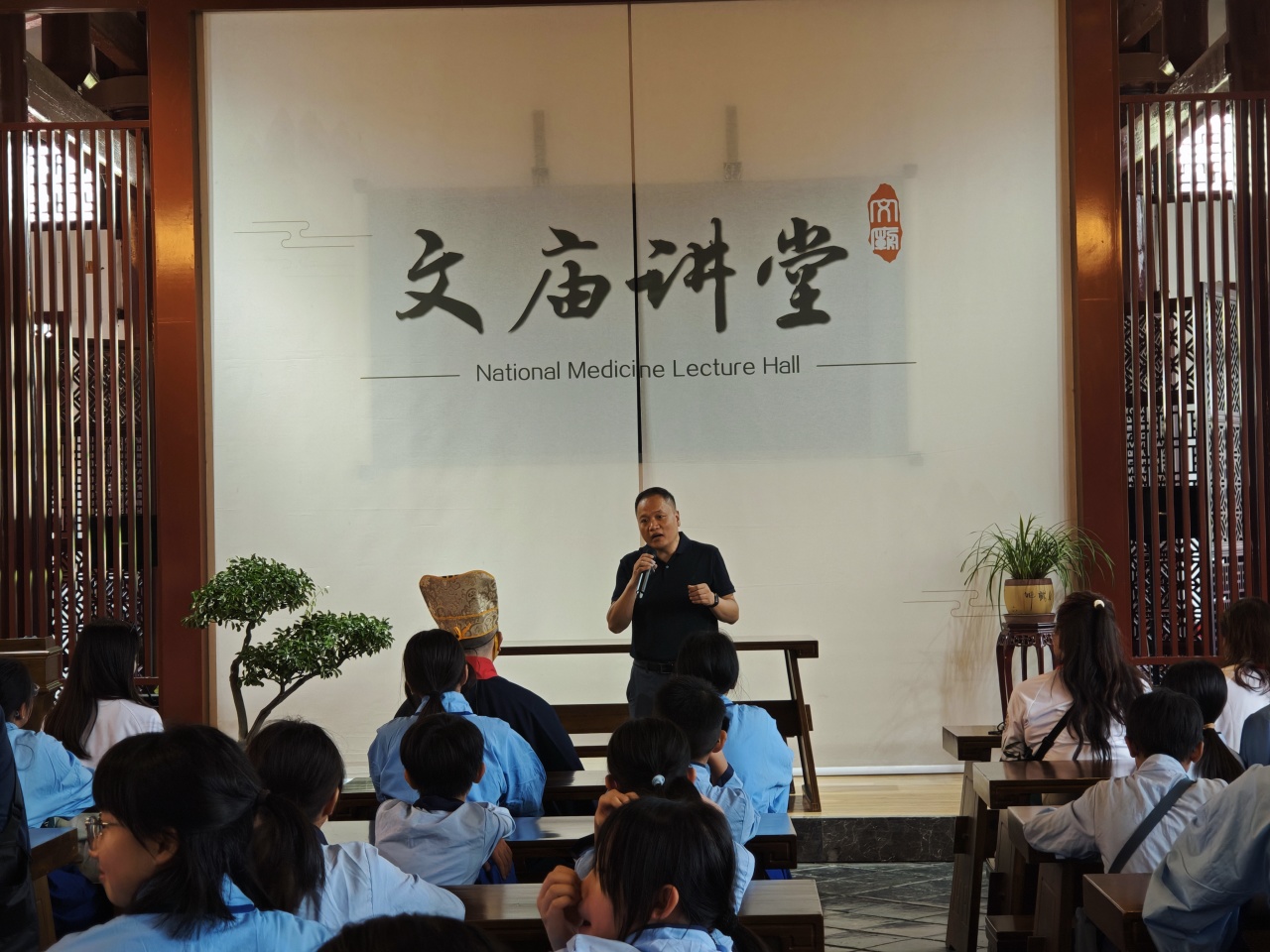 礼敬先师 情系中华|旺角区少年警讯香港青年研习团走进德阳文庙(图13) 礼敬先师 情系中华|旺角区少年警讯香港青年研习团走进德阳文庙(图13)