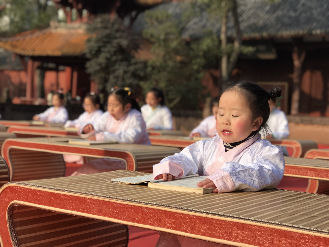 2022年迎新经典诵读活动在德阳文庙举行(图7)